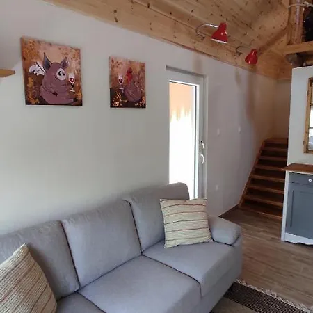 Frupi - A Kis Haz Appartement Ostoros